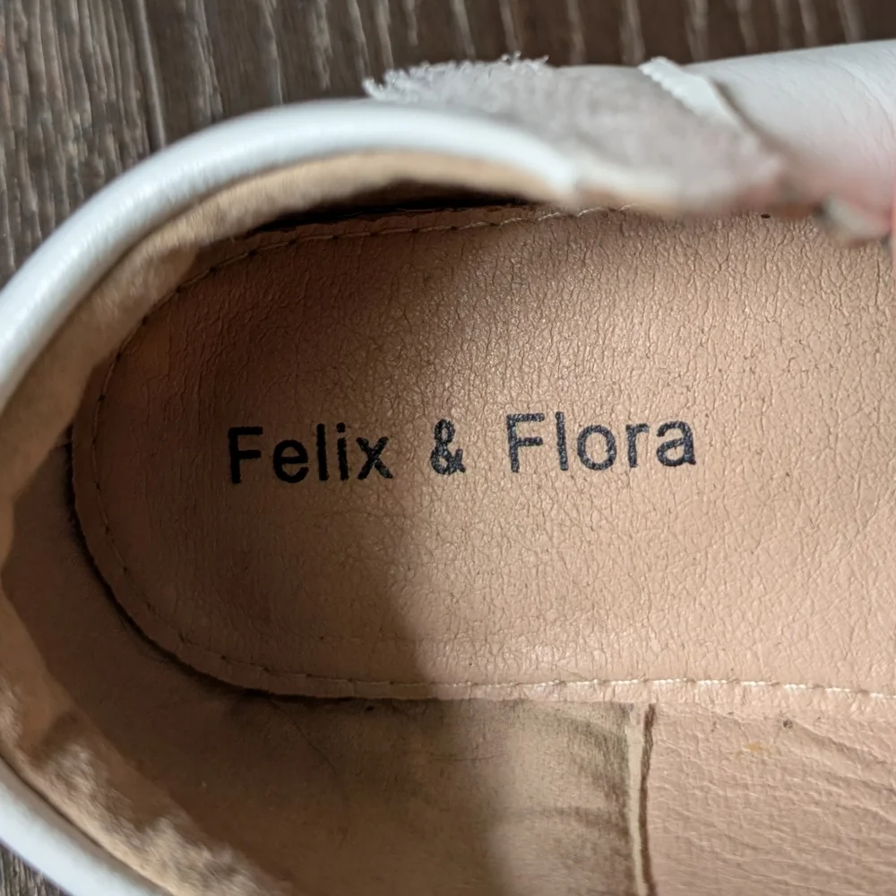 3/$15 - Felix & Flora Girls' White Mary Jane Shoes Size 10